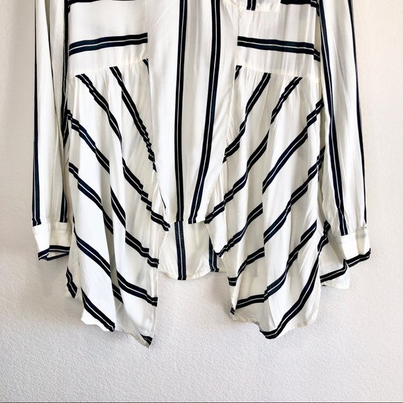 Anthropologie Blouse - Picture 4 of 7